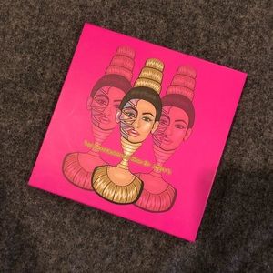 Juvia’s Place The Masquerade Palette